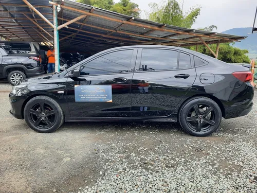 Chevrolet Onix LTZ AT