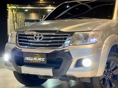 Toyota Hilux 2.7 Srv Cab. Dupla 4x4 Flex Aut. 4p