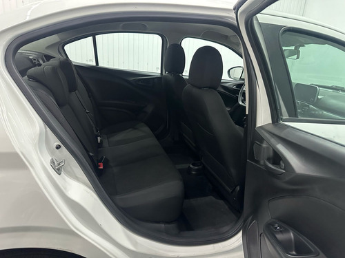Fiat Cronos 1.0 Drive Flex 4p