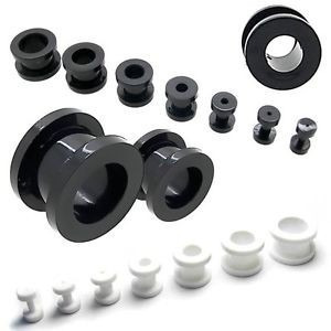Imagen 2 de 3 de Expansores Y Cuernitos Silicona Rigida Blancos Negros