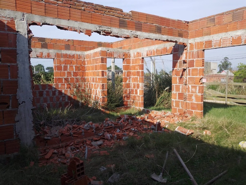 Imagen 5 de 8 de Exelente Terreno Con Mejoras