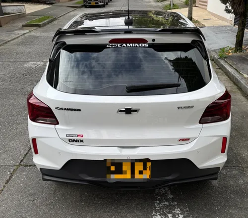 Chevrolet Onix 1.0T Rs Mt