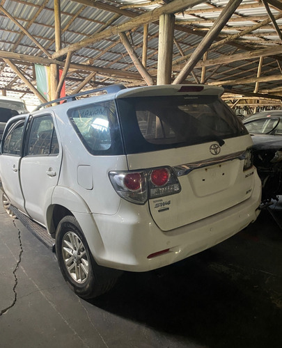 Toyota Hilux Sw4 3.0 2014 Aut. *para Retirada De Peças*