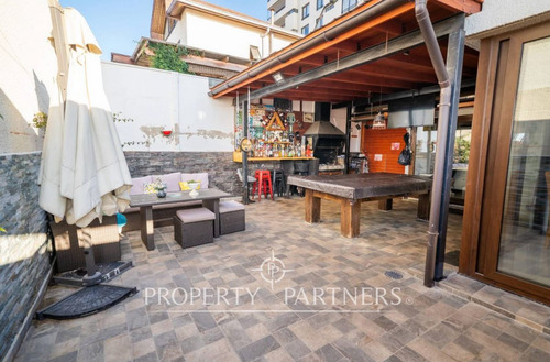 Estupenda Casa En Condominio Con Vista Al Mar