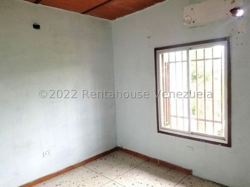 Imagen 11 de 15 de Casa En Venta En Caña De Azucar Maracay Aragua 22-25991 Irrr