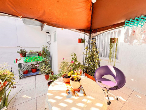 Casa En Venta De 3 Dorm 2 Baños En Maipú