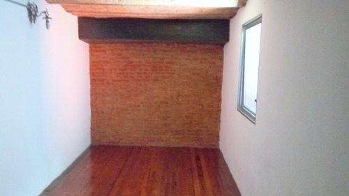 Cochabamba Al 400 Entre Bolívar Y Defensa, San Telmo. Impecable. 120 M2. Loft Dúplex 2 Ambientes Y Medio. Vestidor. Patio Grande. Baño Grande. Luminoso. Bajas Expensas. Totalmente Reciclado