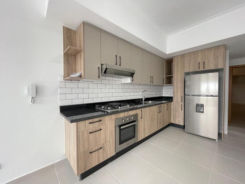 Oportunidad De Apartamento De 1 Habitación Y Linea Blanca Con Vista Al Mar