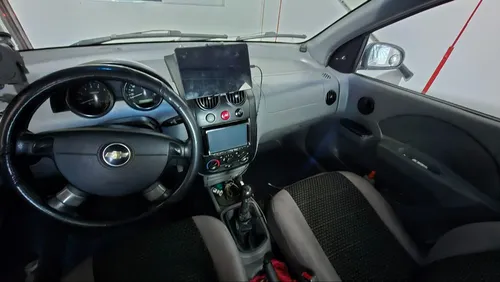 Chevrolet Aveo 1.4 Five