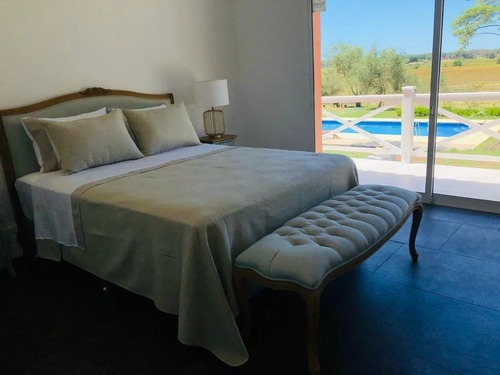 Quinta En Venta De 4 Dormitorios En Laguna Del Sauce