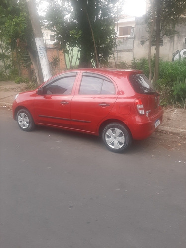 Imagem 4 de 6 de Nissan March 2013 1.6 S 5p