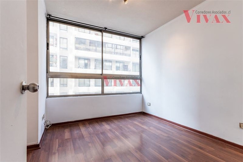 Imagen 12 de 26 de Arriendo Departamento 2 Dormitorios Y 1 Baño Santiago Centro