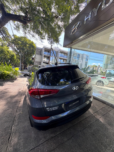 Hyundai TUCSON CRDI AT 4WD 2.0