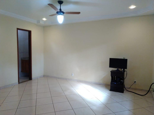Casa - Ref: 890179