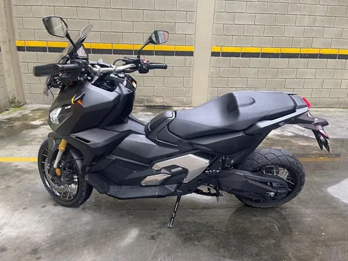 Honda X Adv 2024