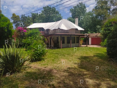 Muy Amplia Casa En Alquiler El Tesoro, La Barra, Uruguay