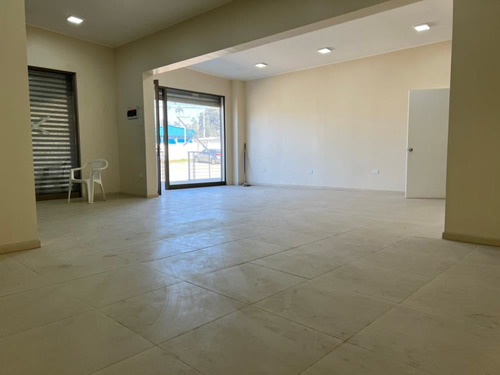 Gran Local Comercial En Arriendo En Rotonda Concón.