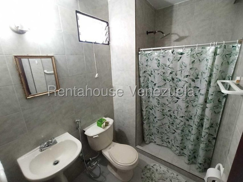 Hermosa Y Comoda Casa En Alquiler Cabudare, Urbanizacion Roca Terra Mls #25-25005 Fcd