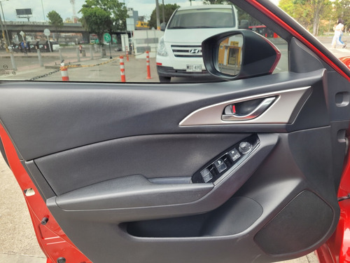 Mazda 3 2.0 Touring