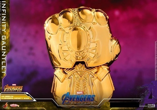 Hot Toys Cosbaby Endgame Infinity Gauntlet Metallic Gold