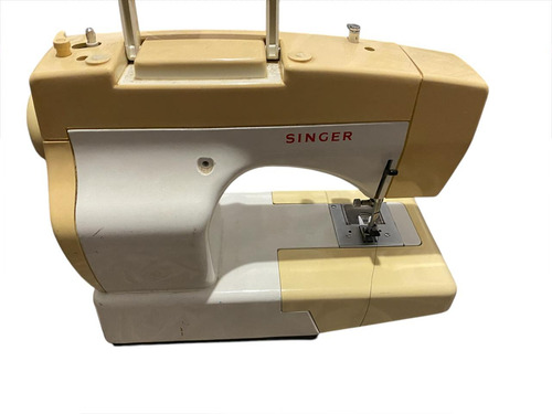 Máquina De Coser Singer Modelo 68 - Eficiencia Y Calidad Blanco (Usado)