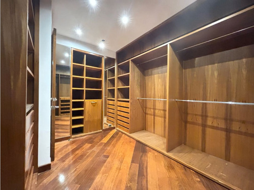 Se Vende Pb Duplex 489.84m2 3h+s/3.5b+s/3p. La Alameda