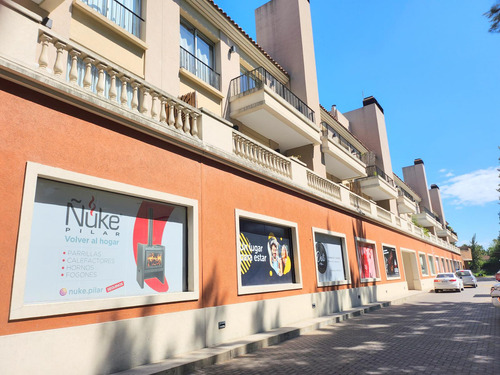Local Comercial De 63 M2 En Excelente Ubicación En Pueblo Caamaño -pilar