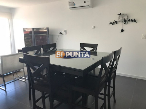 Imagen 3 de 15 de Apartamento En Alquiler