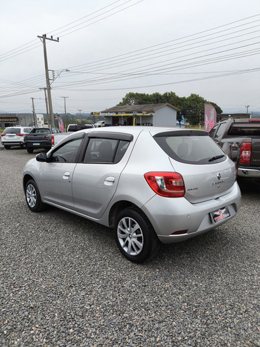 Renault Sandero 1.6 8V