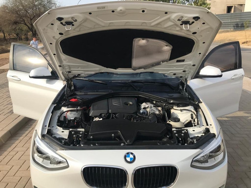 Imagen 8 de 10 de Bmw Serie 1 2014 1.6 116i 136cv
