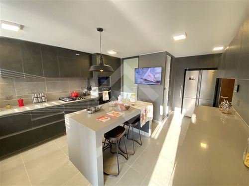 Imagen 9 de 29 de Departamento En Venta De 3 Dorm. + Estar En Las Condes