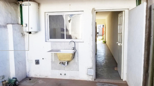 Imagen 11 de 12 de Duplex 3 Amb En Venta Ituzaingo
