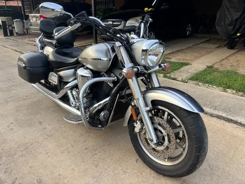 Yamaha Vstar 1300 Tourer