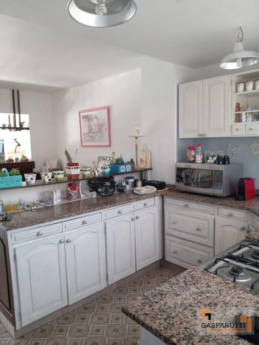 Imagen 17 de 21 de Casa En Aranjuez Country Club 5 Ambientes Con Pileta!