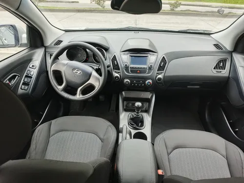 Hyundai TUCSON IX-35 2.0l 164 hp 4x2