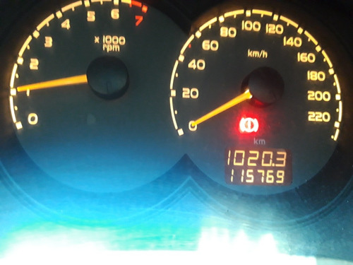Chevrlot Corsa Classic 1.6 Super Permuta Zafira 2008 LG 8v