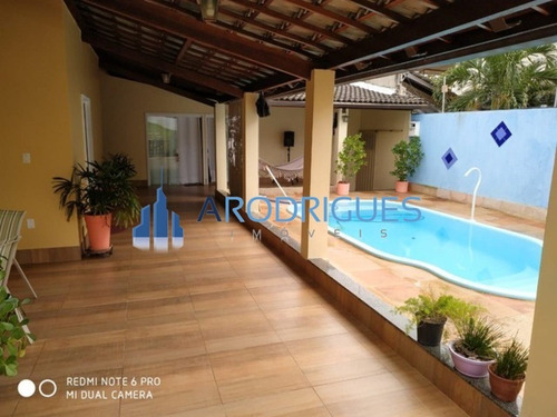 Imagem 4 de 20 de Oportunidade De Casa À Venda Em Monte Gordo Com 5/4 Sendo 4 Suítes, Depósito E 400 M², Condomínio Fechado! - Ca00562