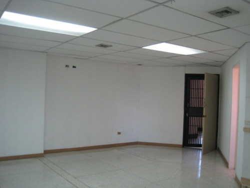Imagen 5 de 15 de Alquiler Oficina Ubicada En La Campiña. Consta De 94m2