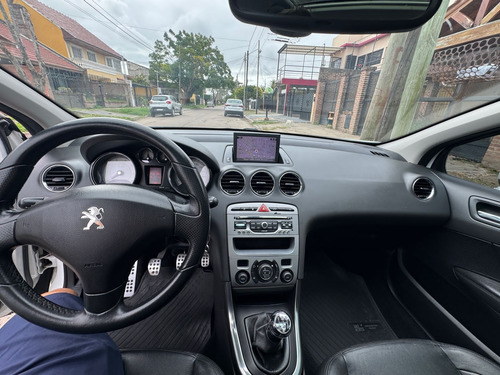 Peugeot 308 2.0 Feline 143cv