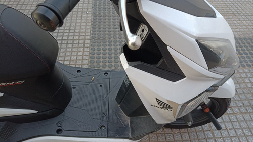 Honda Elite