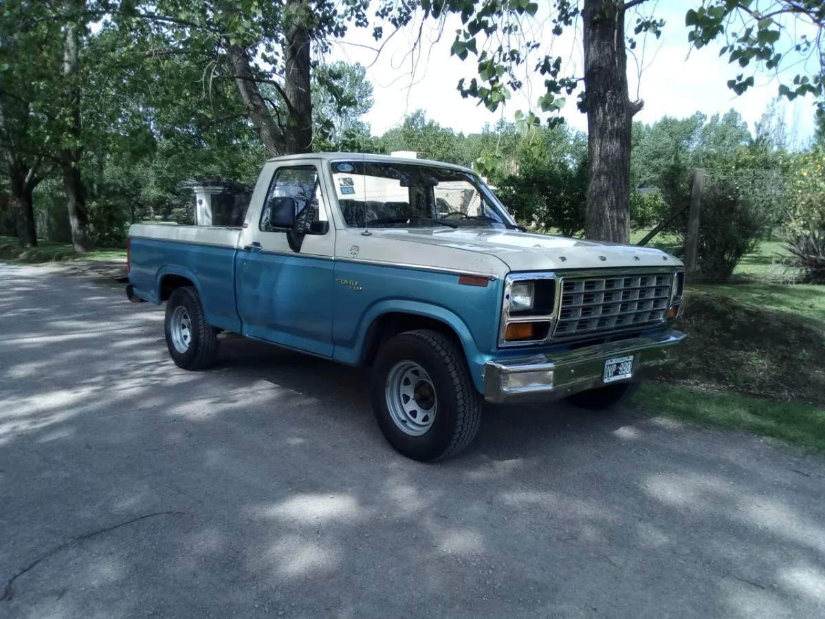 Ford F-100 3.6 Lujo