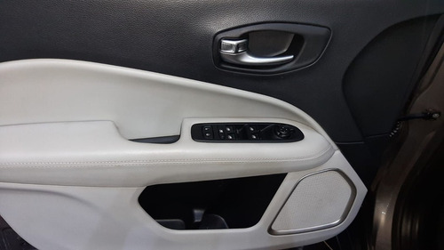 Imagem 8 de 15 de Jeep Compass 2.0 16v Longitude 2018