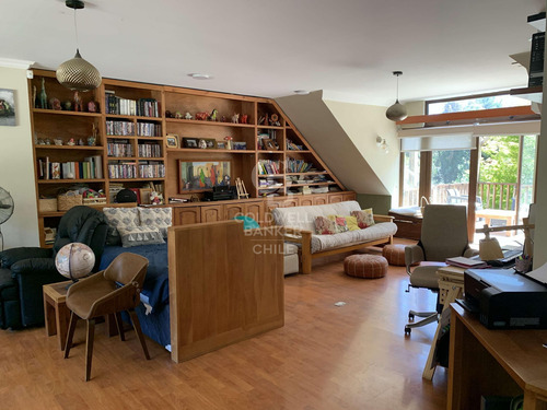 Los Ingleses Chicureo En Condominio Con Casa Adicional