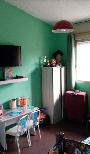 Apartamento En Viviendas Complejo Ch 100
