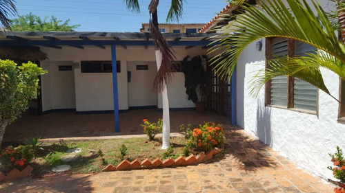 Imagen 19 de 20 de Townhouse Para Remodelar Agua Marina Country El Paraiso 2