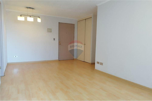  Departamento Céntrico En Venta: 3 Dormitorios, 2 Baños. 