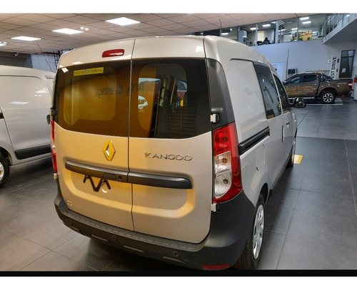 Imagen 7 de 25 de Renault Kangoo Confort 5 Asientos - Año 2023 (ch)