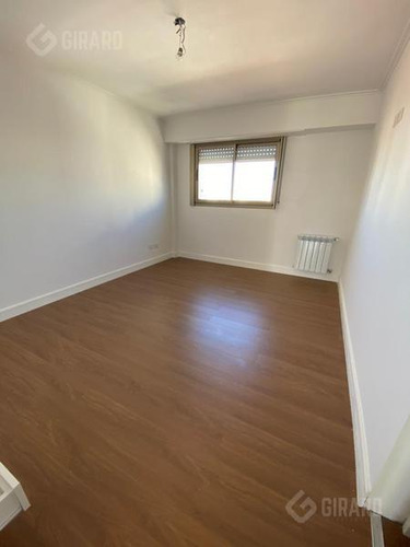 Departamento En Venta De 2 Ambientes A Estrenar, Edificio Damar Ix, En Zona Plaza Mitre
