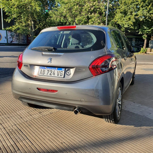 Peugeot208 Allure 1.6 2017 Prost