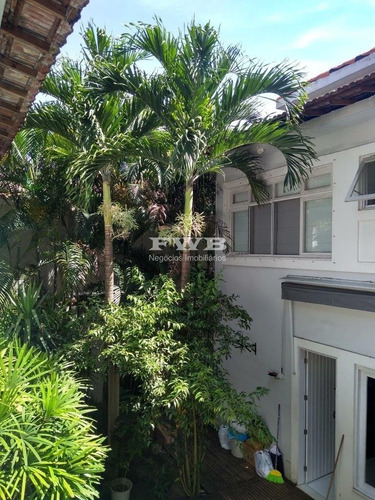 Casa Reformada Duplex No Jardim Botanico - 2044005239 - 67779965